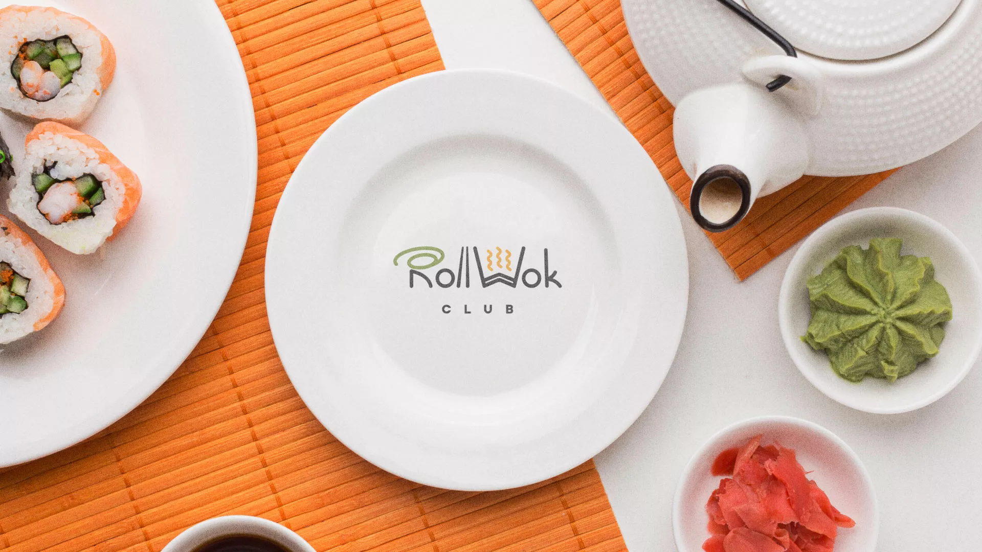 Разработка логотипа и фирменного стиля суши-бара «Roll Wok Club» в Минеральных Водах